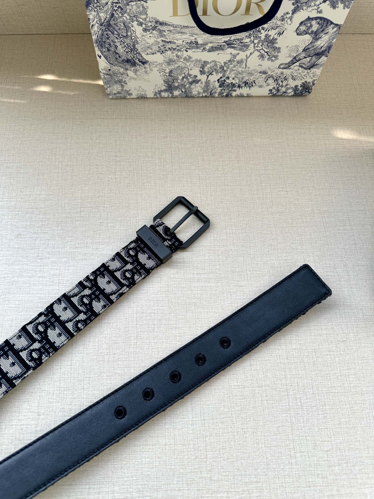 P1Q115D26 Popular High quality belt With full package