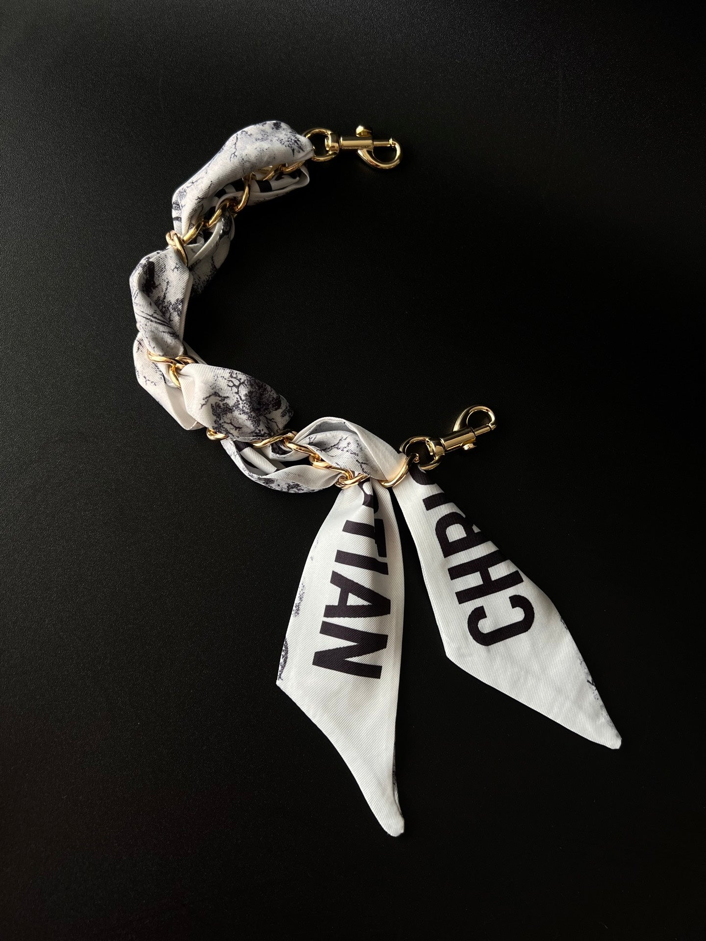 A1R76D83 Popular bag 's charms accessories