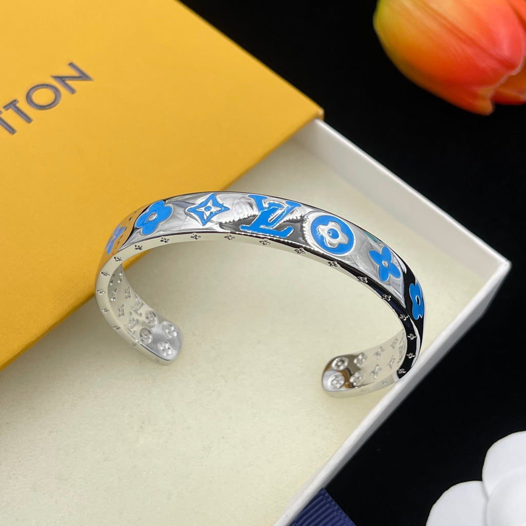 X1Z94E1054K  Popular Bracelets