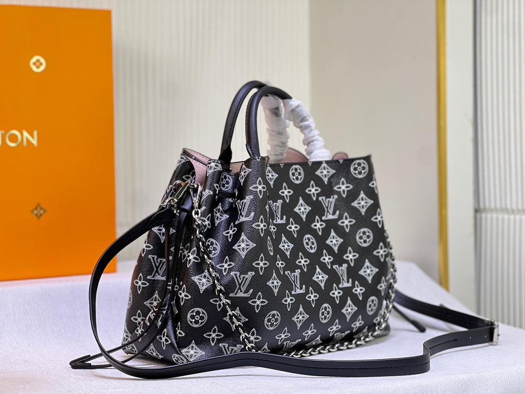 B1X15E13 Popular  leather bag)