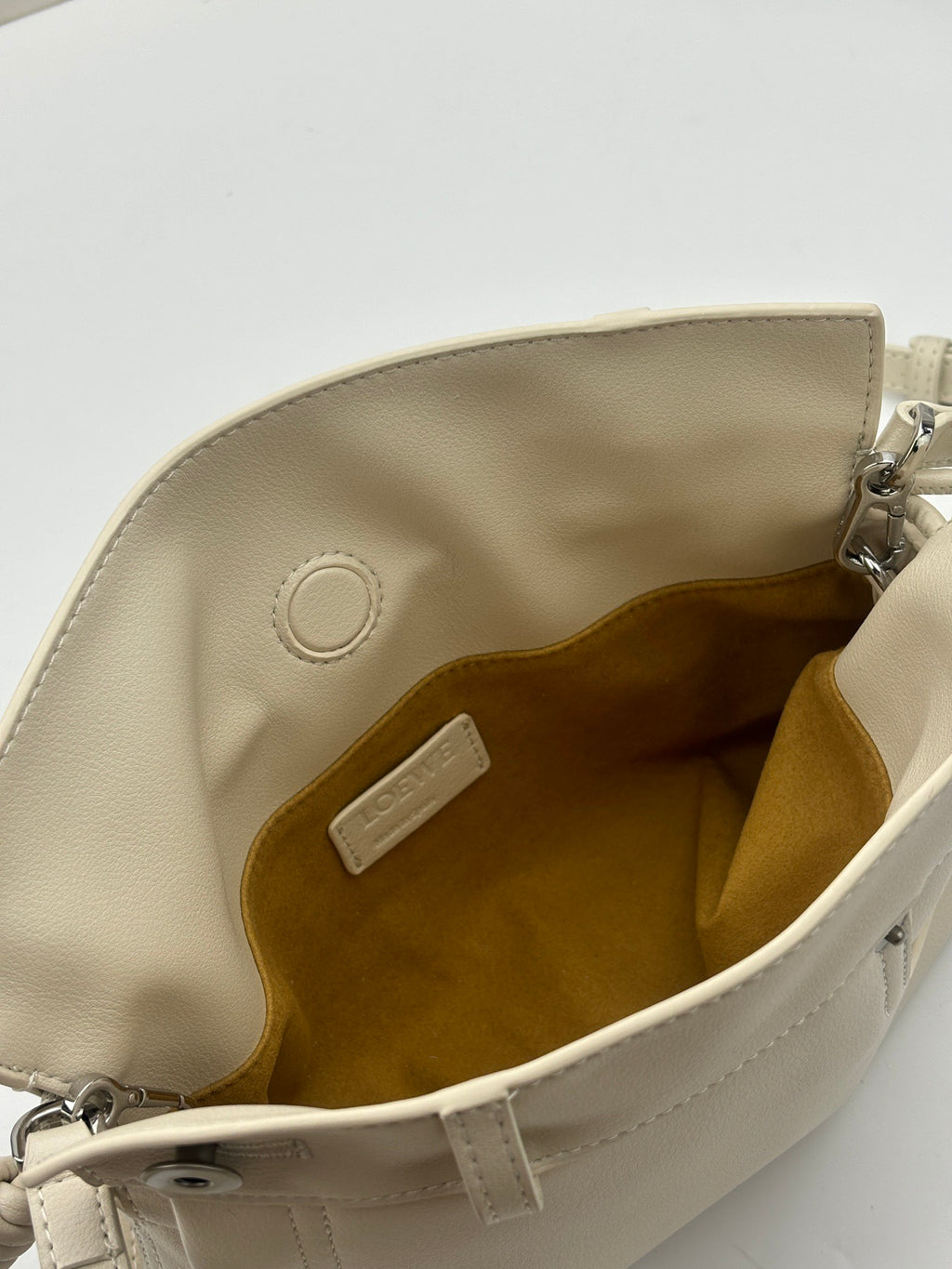 B1P36A47 Popular leather bag