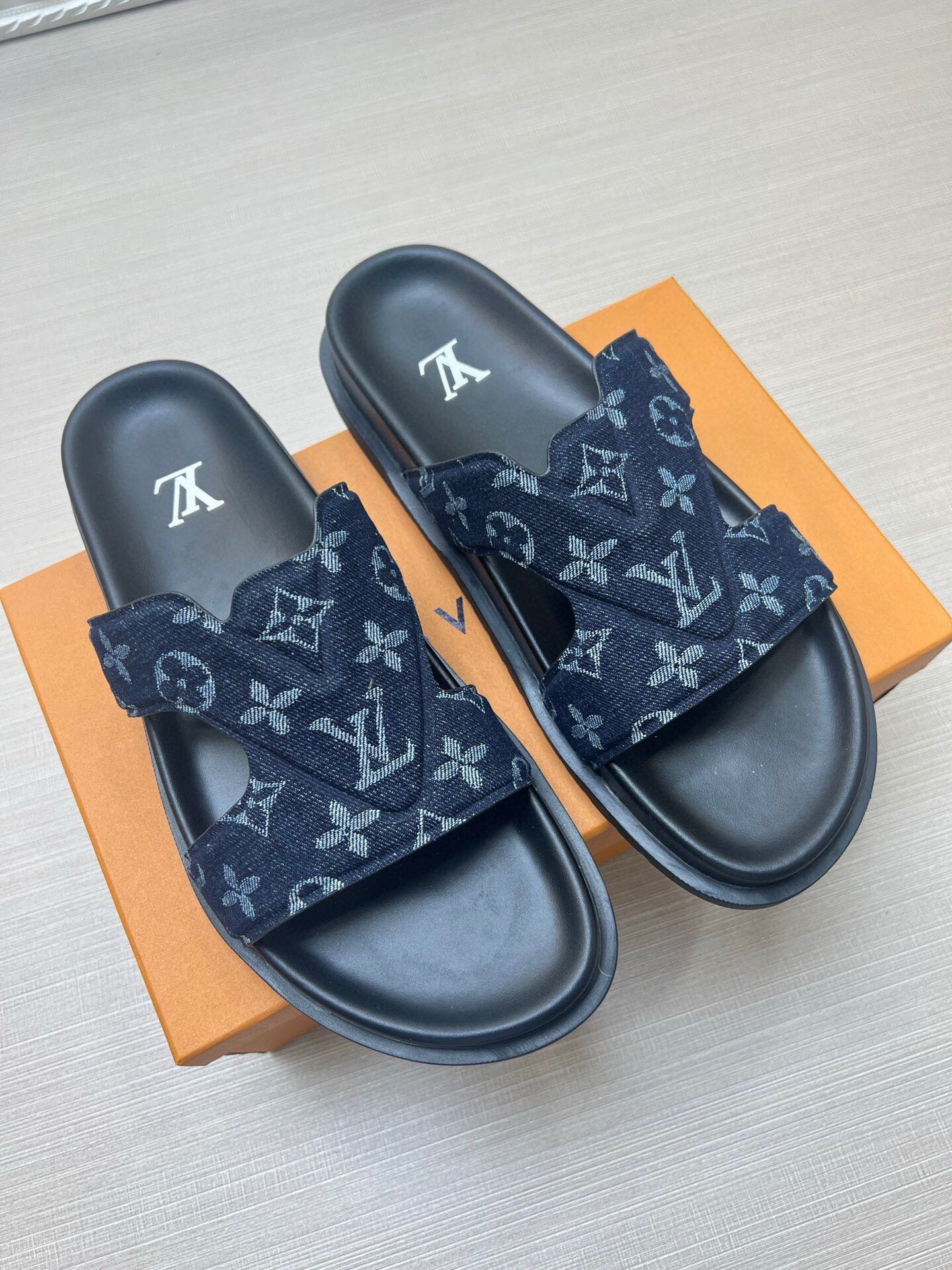 Z5LE226 Popular Slippers