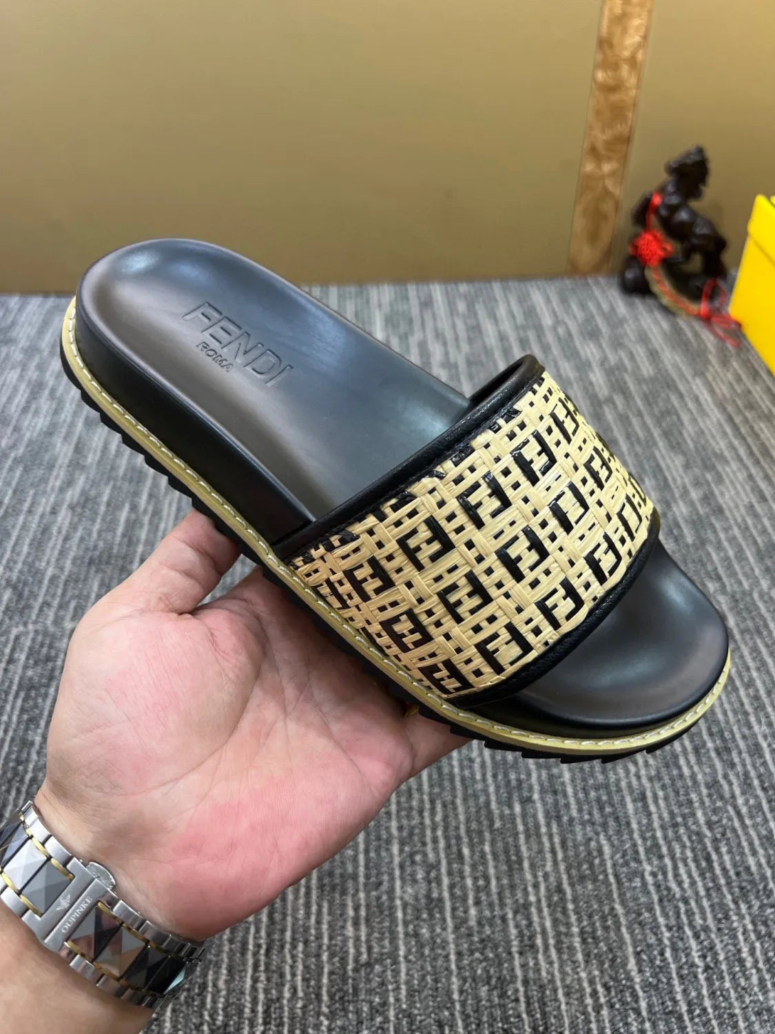 Z5XF104 Popular Slippers