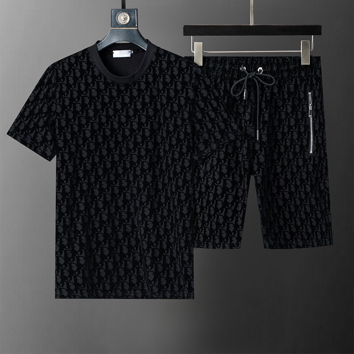 U1R35D116  Popular shirt and shorts set
