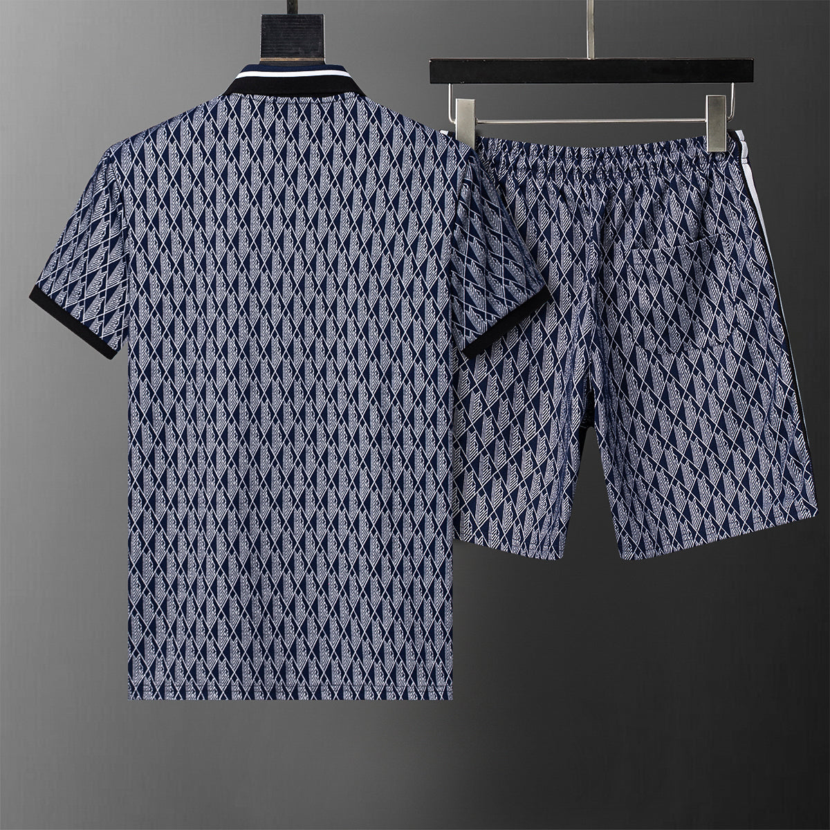 U1P36A100 Popular T-shirts