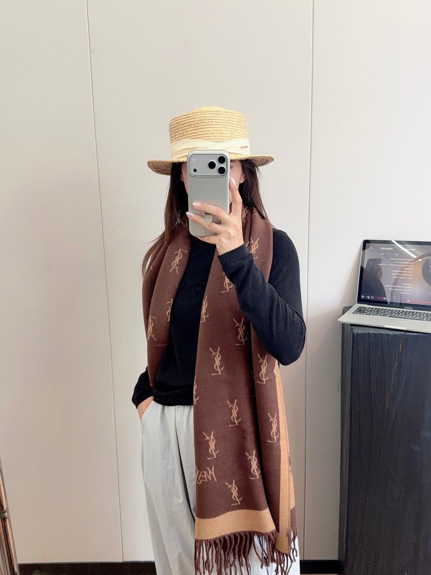 W1R86SL1  Popular Winter Scarves