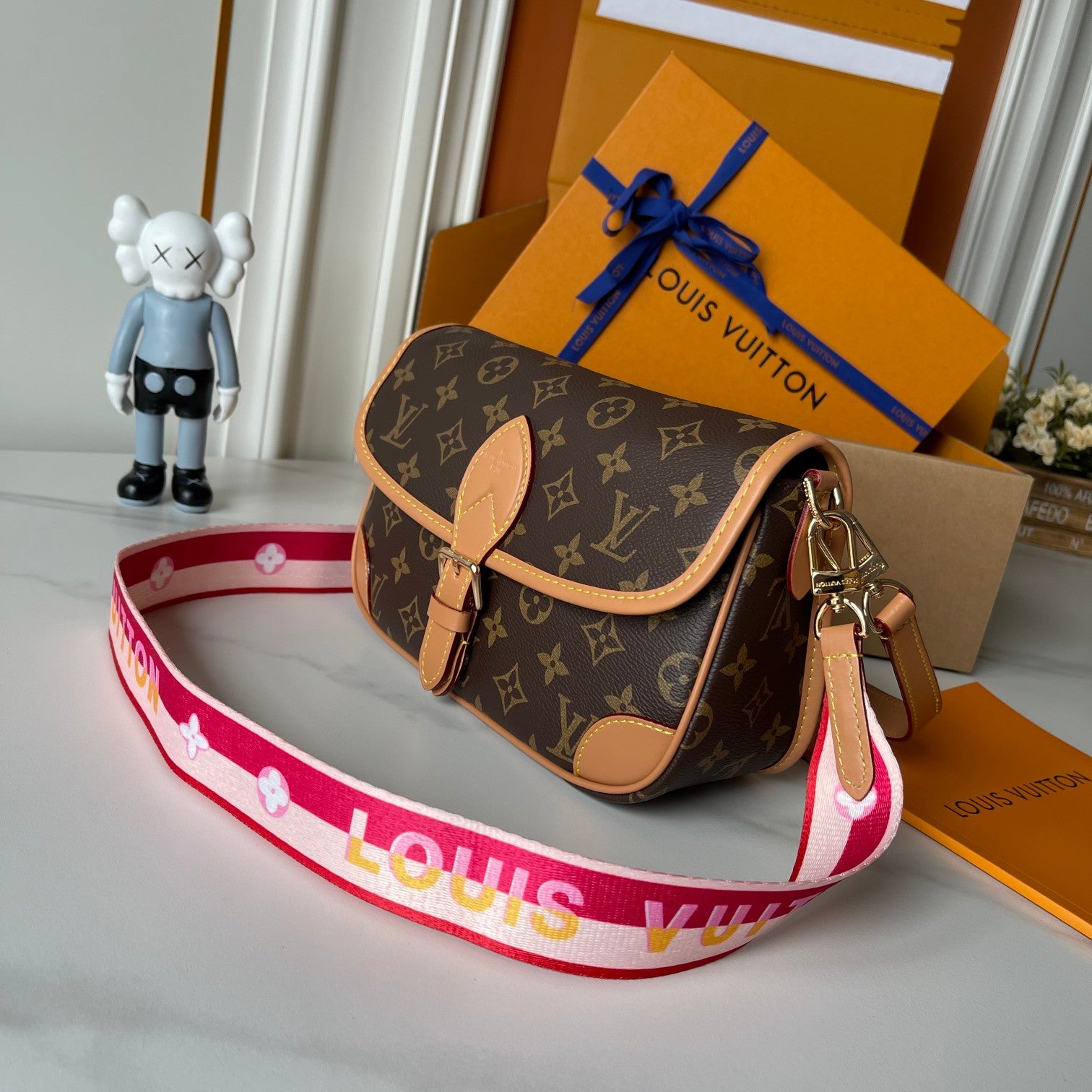 B1P36E40 Popular leather bag