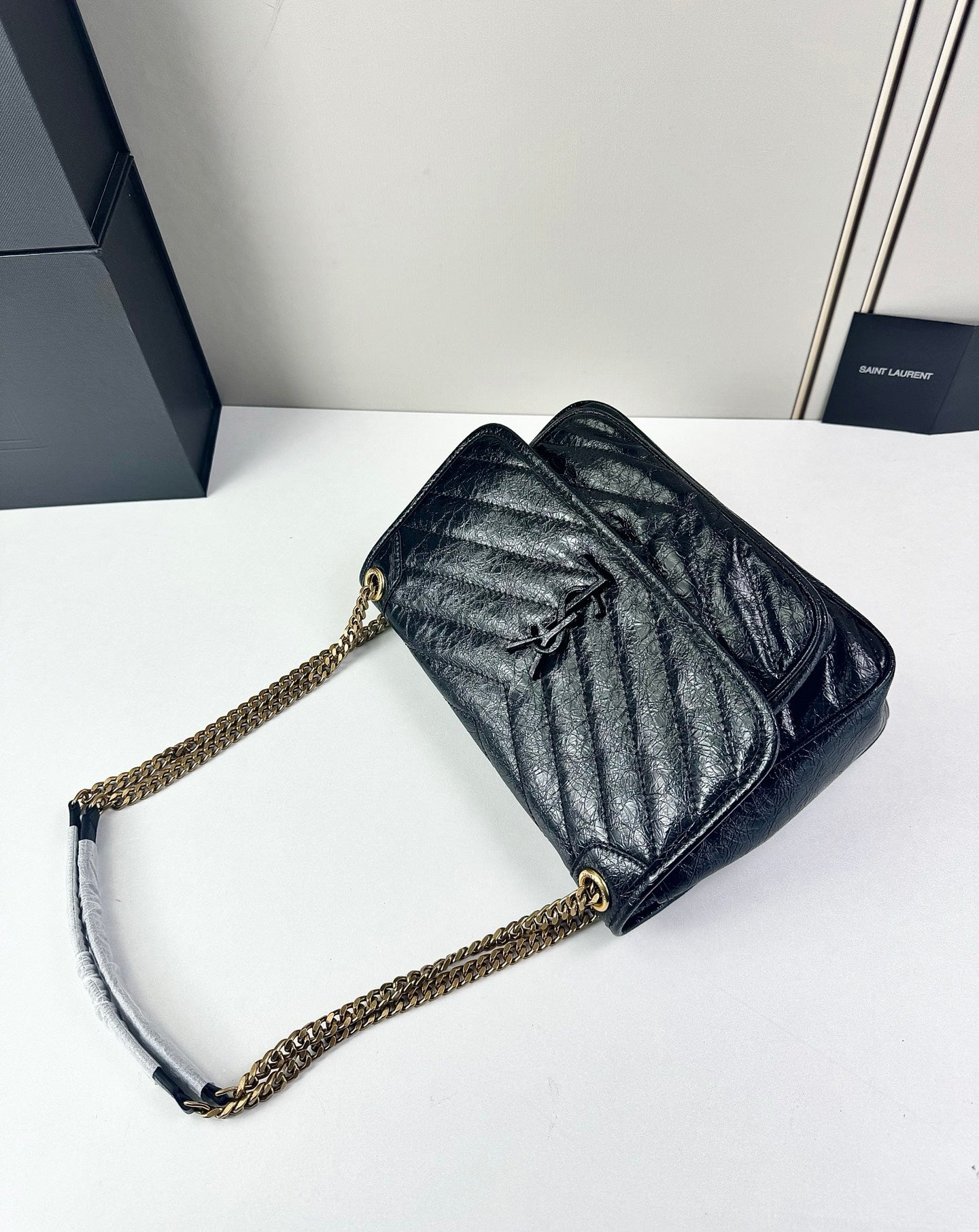 B1R76SL16 Popular leather bag