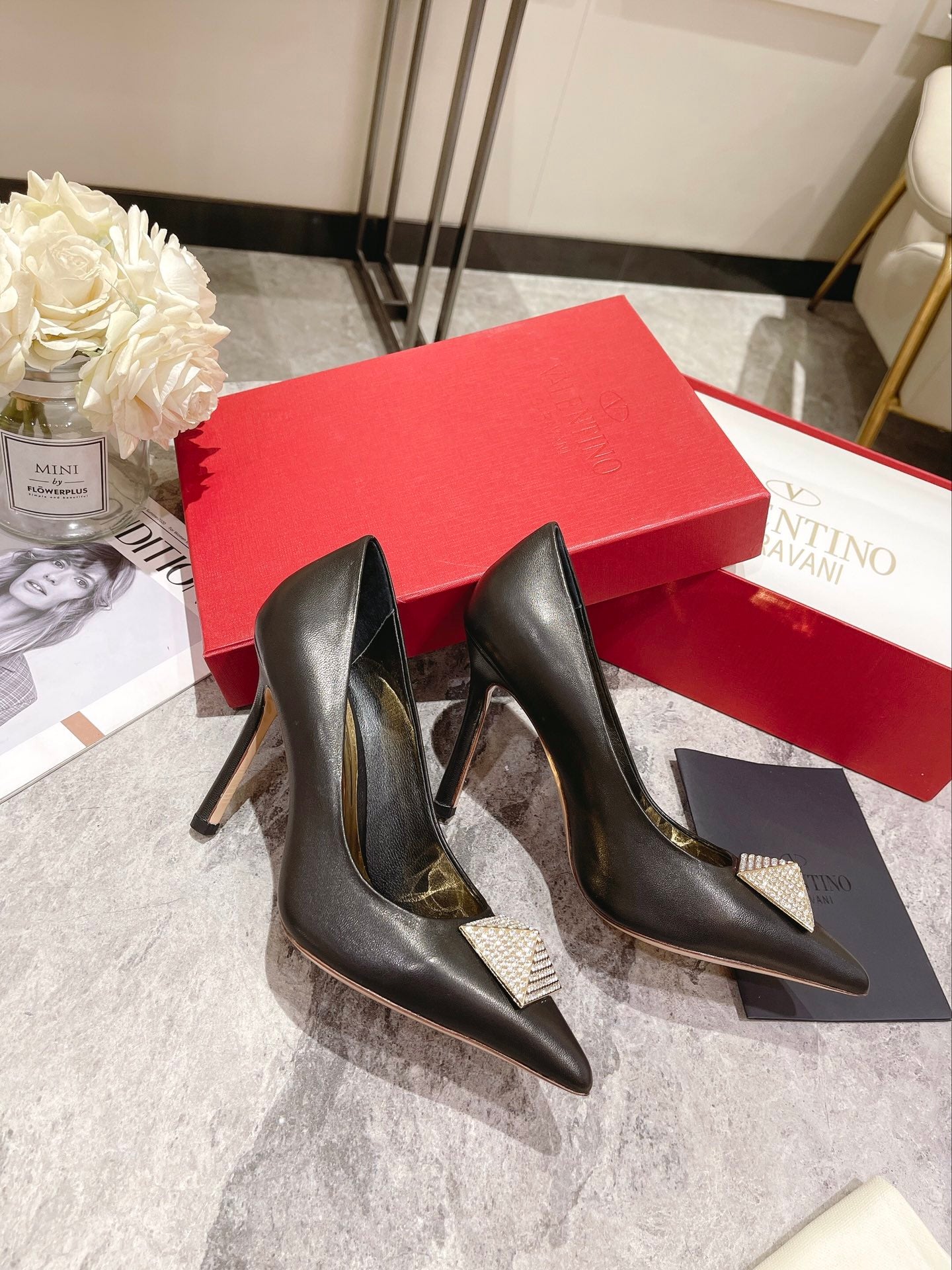 Z1WVL263 Popular sandals High heels