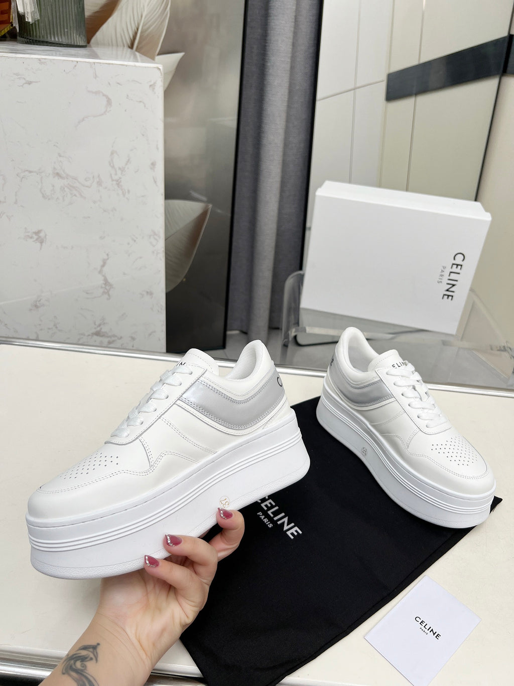 Z2Q55CL50 Popular  leather shoes