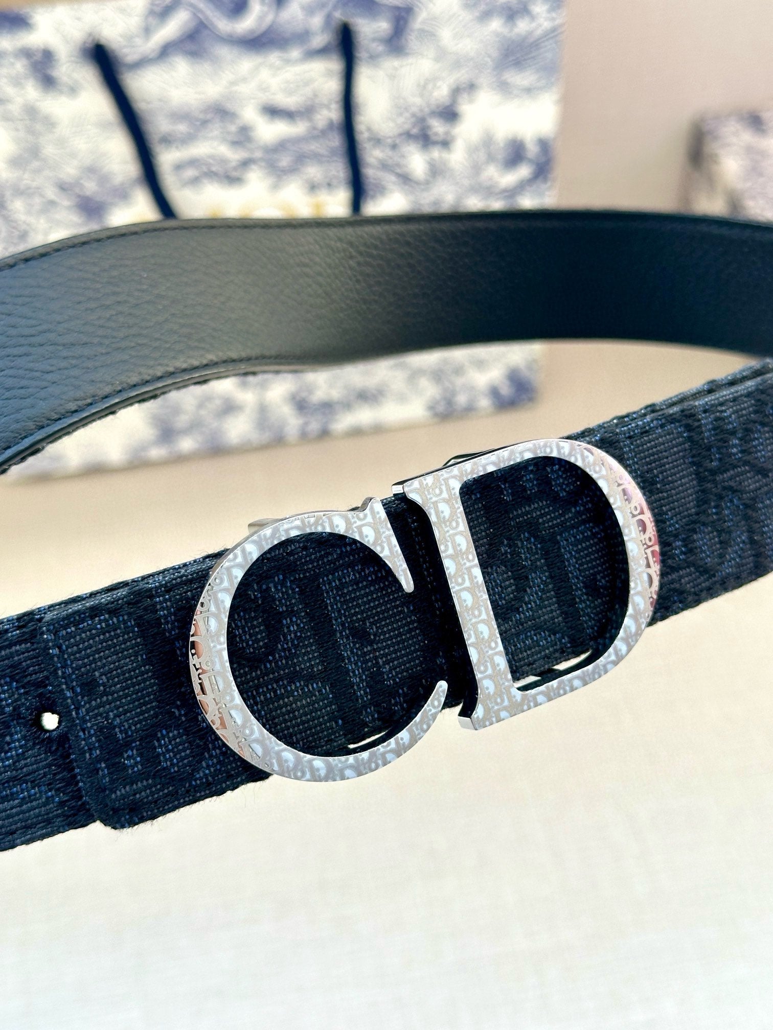 P1R55D206 Popular   High quality belt With full package