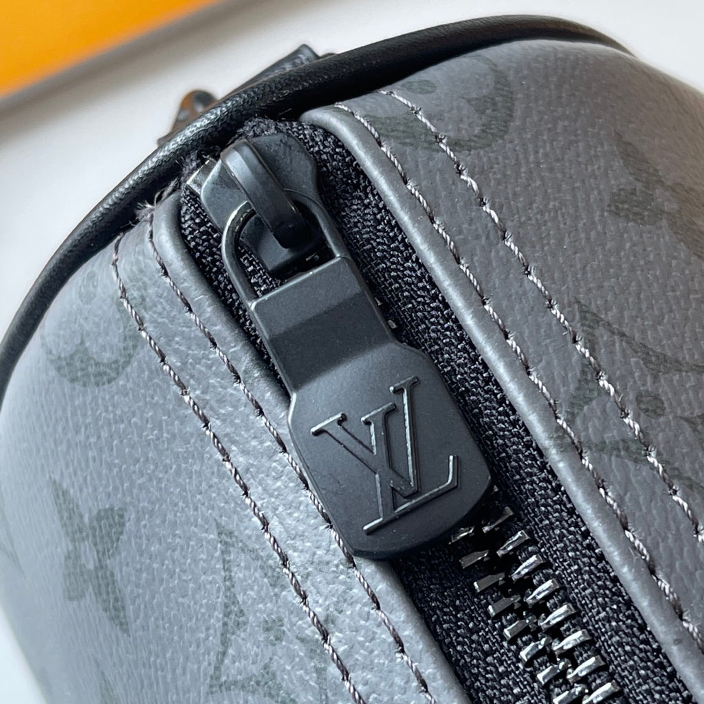 B1P46E32 Popular leather bag