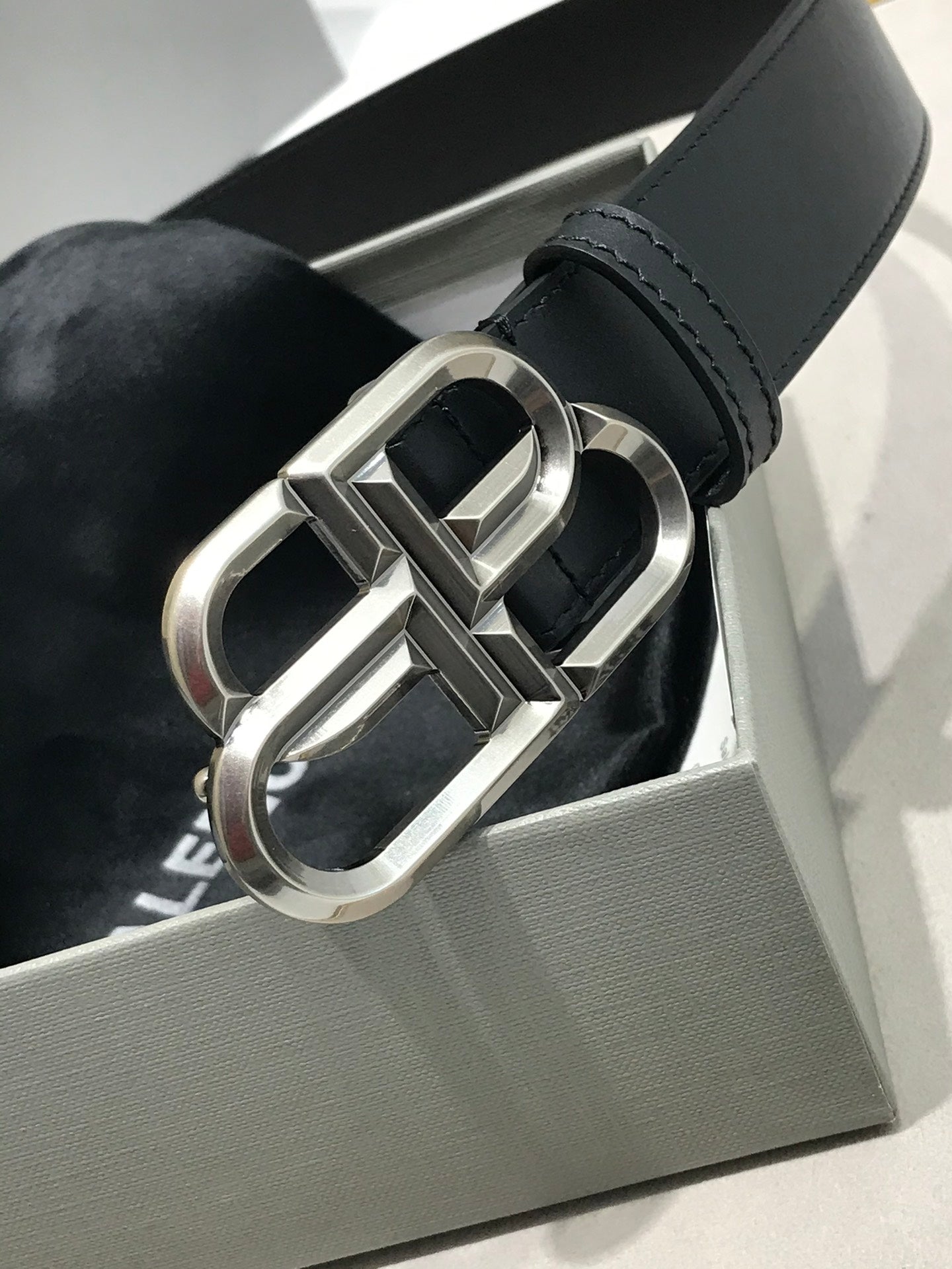 P2R55J3 Popular  High quality belt With full package