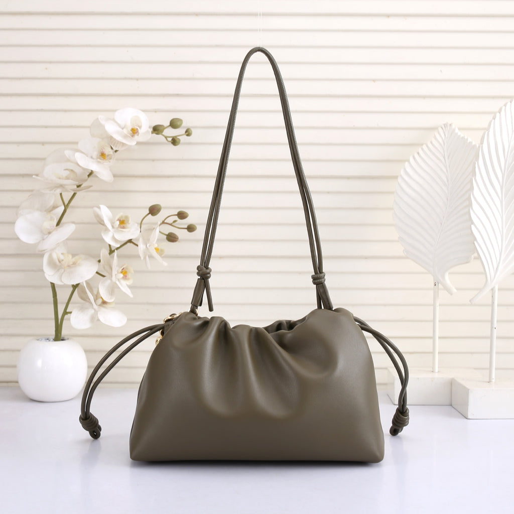 B1R66A9 Popular leather bag