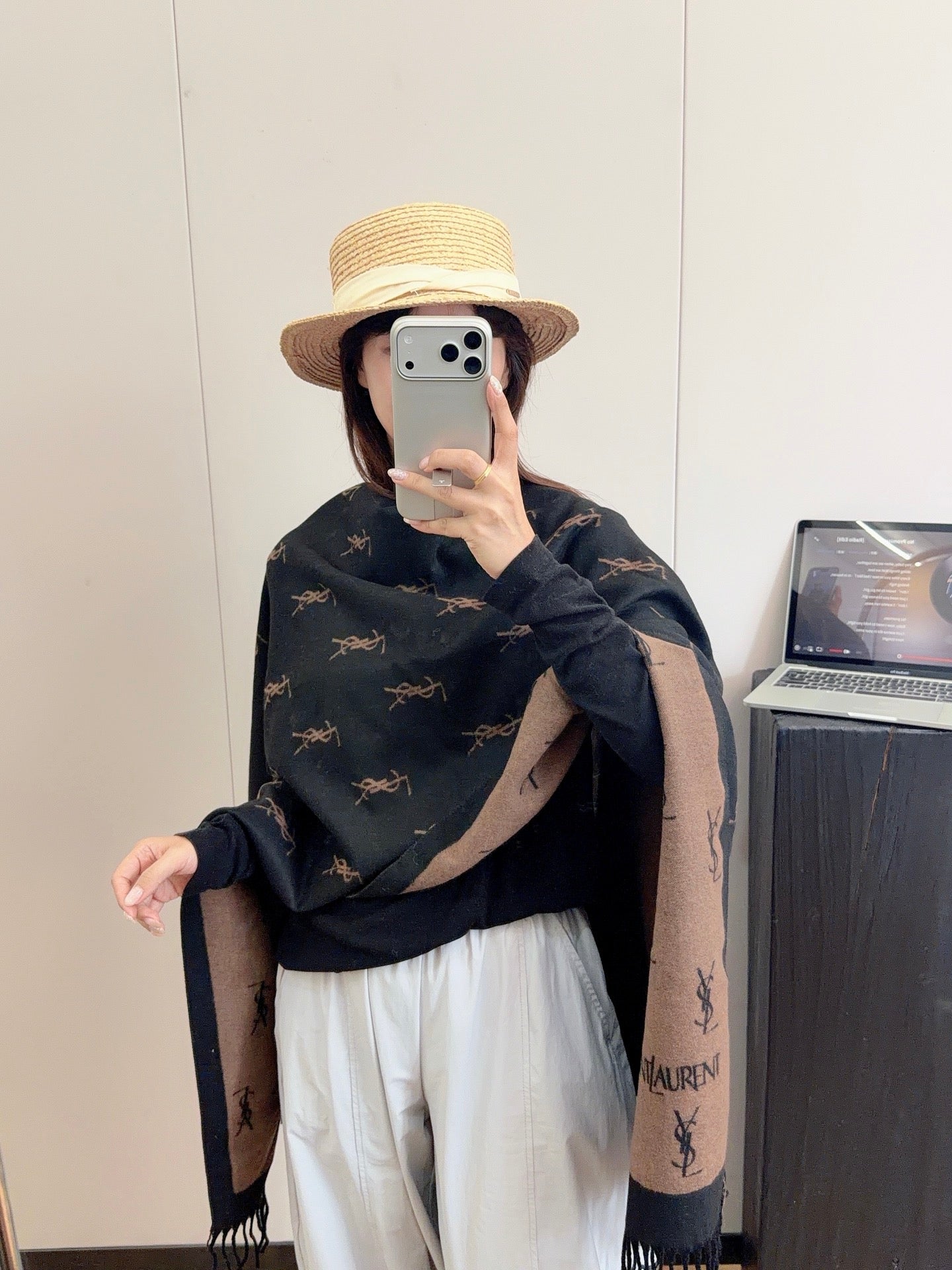 W1R86SL1  Popular Winter Scarves