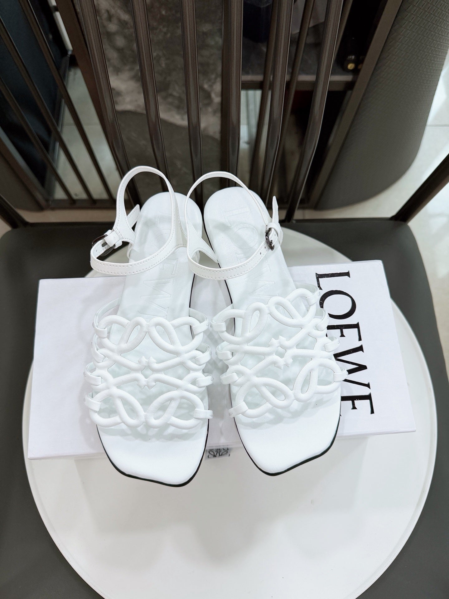 Z2R76A11 Popular high-quality  leather shoes