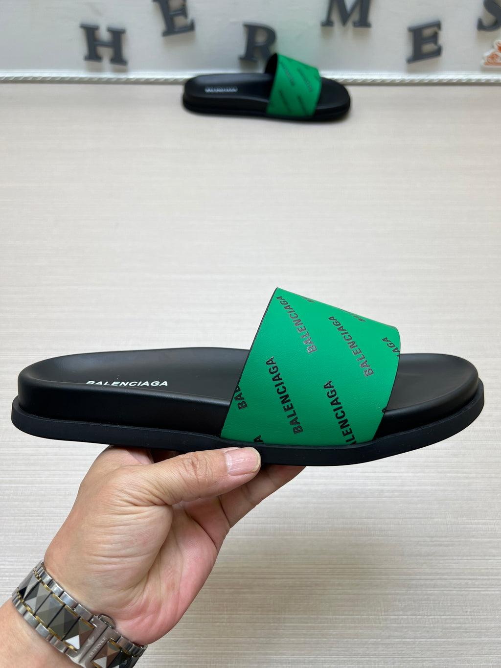 Z5ZJ99 Popular slippers