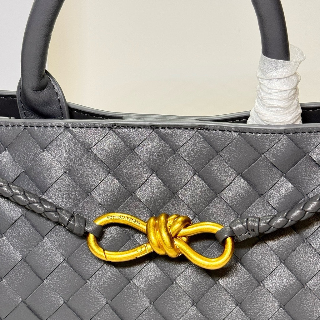 B1X104A80 Popular  leather bag