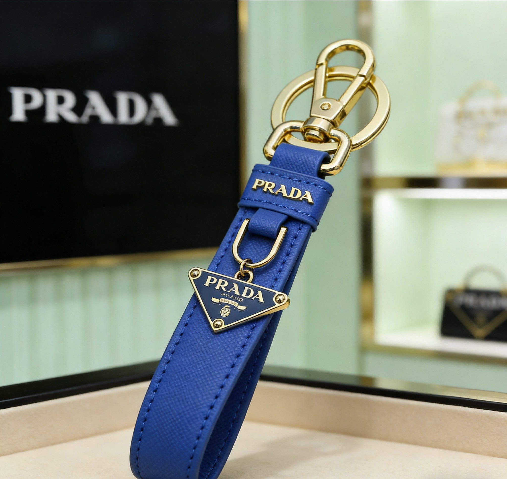 A1R46P3 Popular bag 's charms accessories