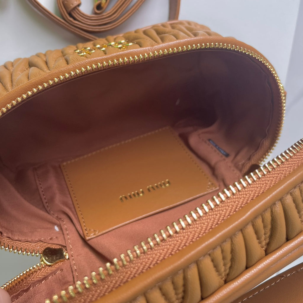 B1R15A102 Popular   leather bag