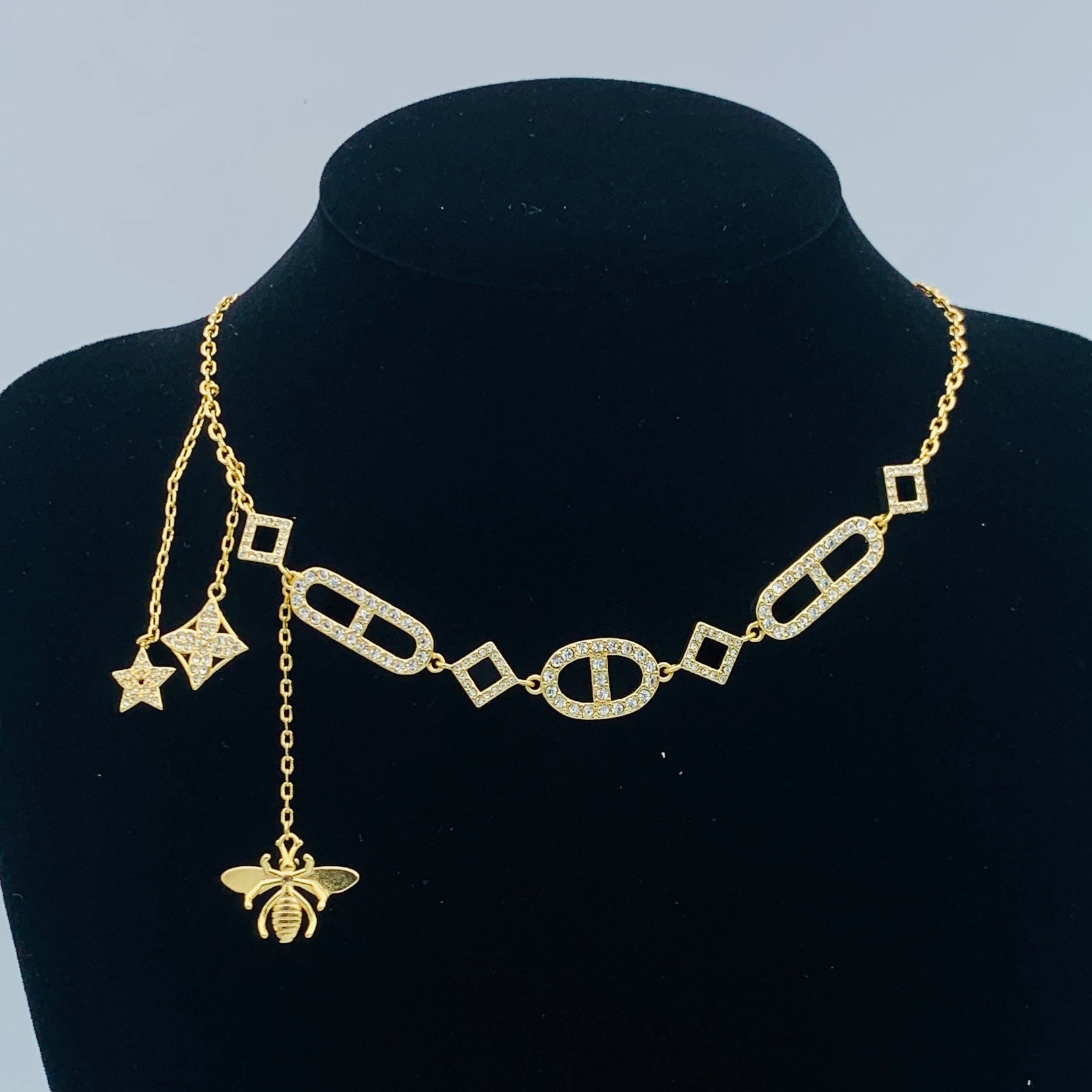 X1Q85D118X Popular Necklace