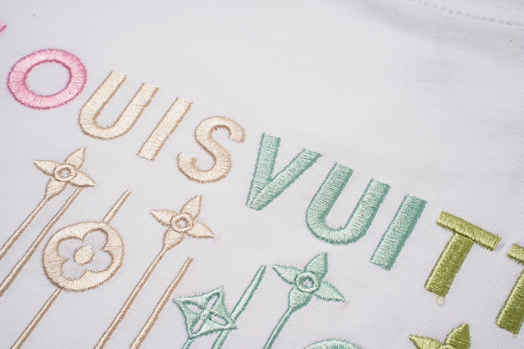 U1R76E12 Popular T-shirts