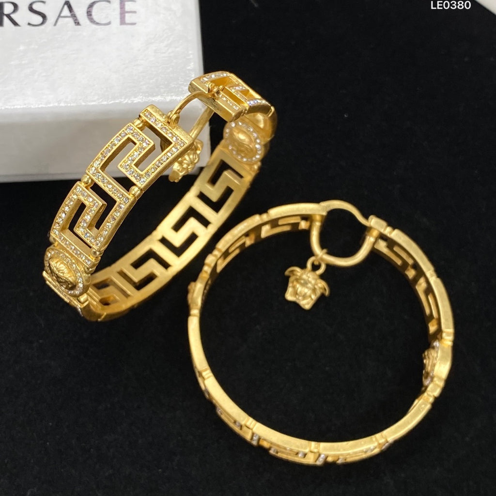 X1Z34V212E Popular Earrings