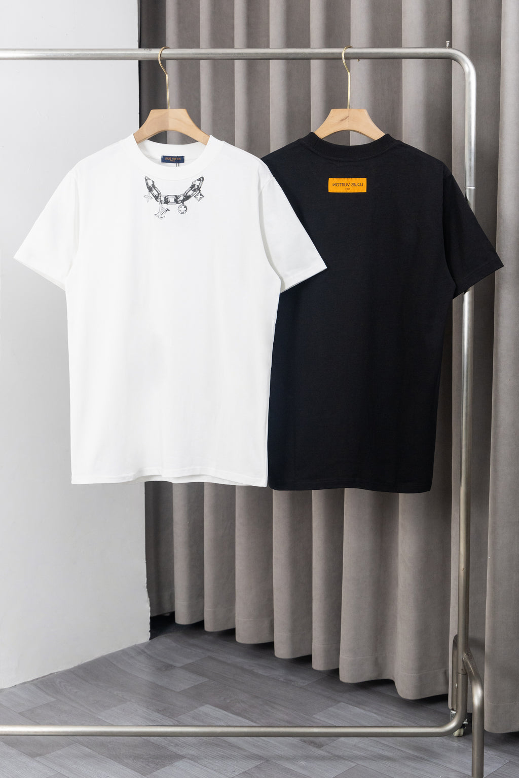 U1P36E137 Popular T-shirts