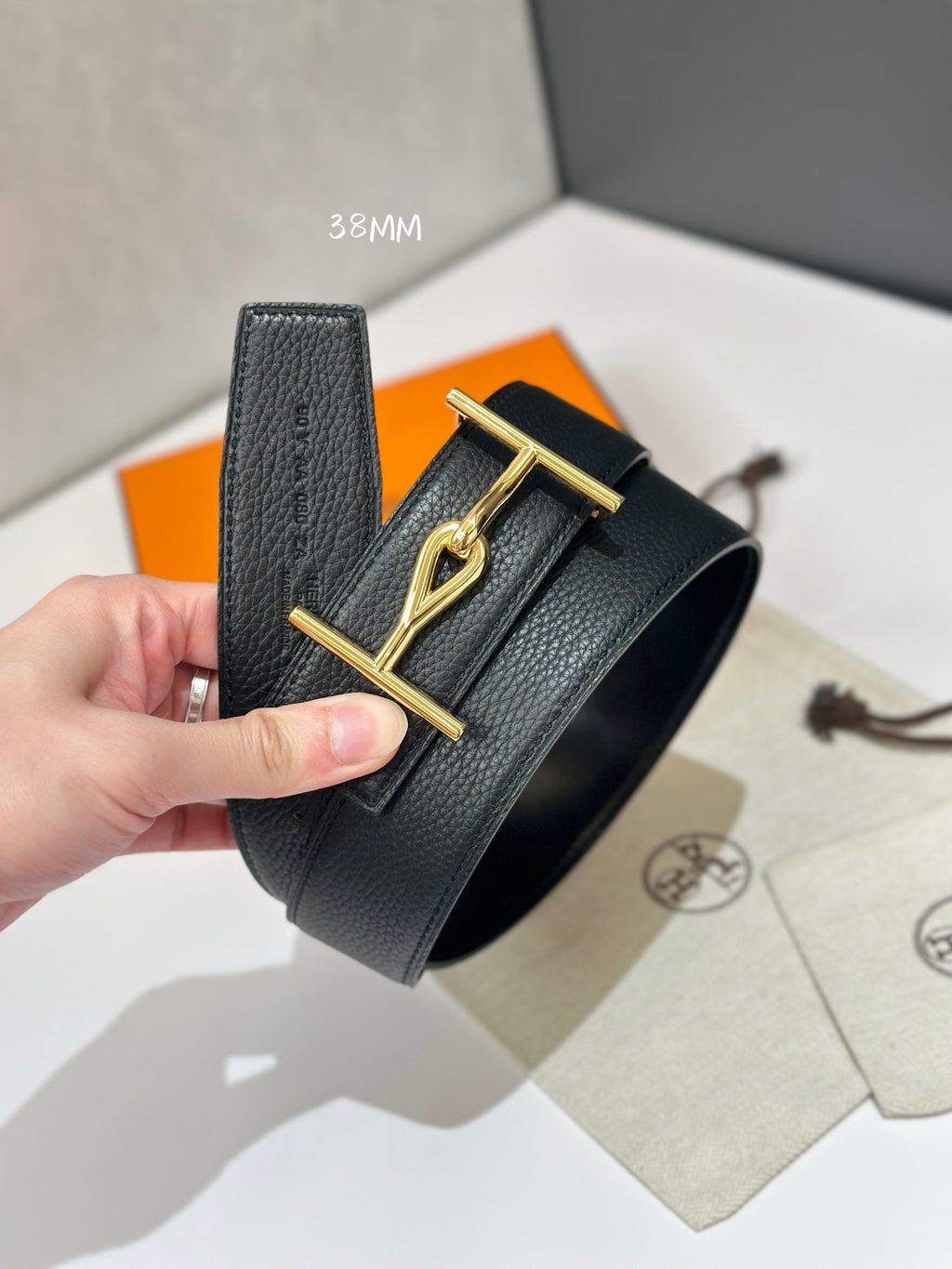 P1W15H195 Popular   High quality belt With full package