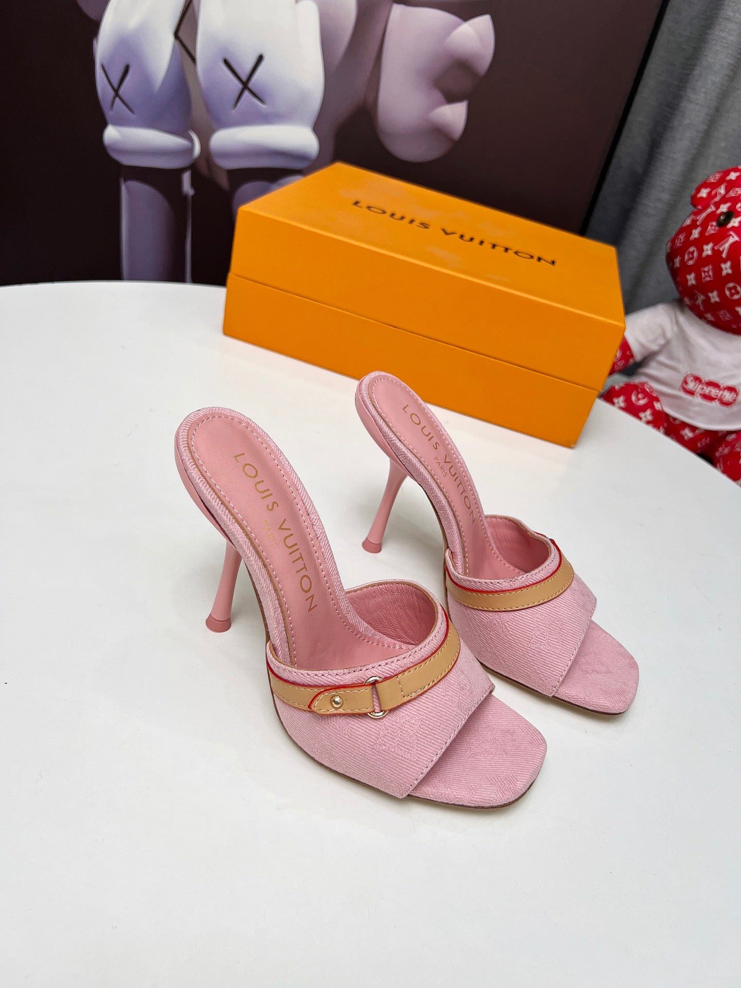 Z2R45E25  Popular high-quality shoes