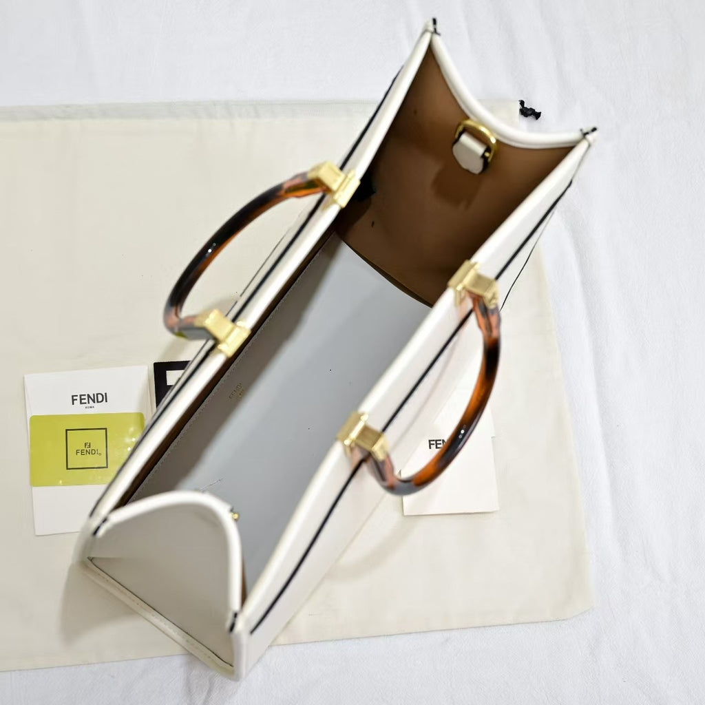 B1P36F105 Popular leather bag