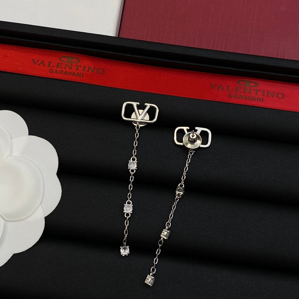 X1Z54VL451E Popular Earrings