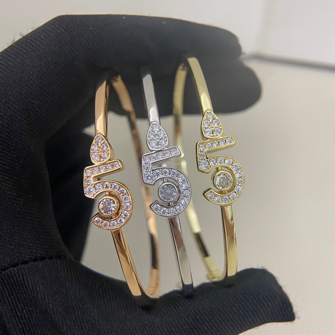 X1Q85C38K  Popular Bracelets