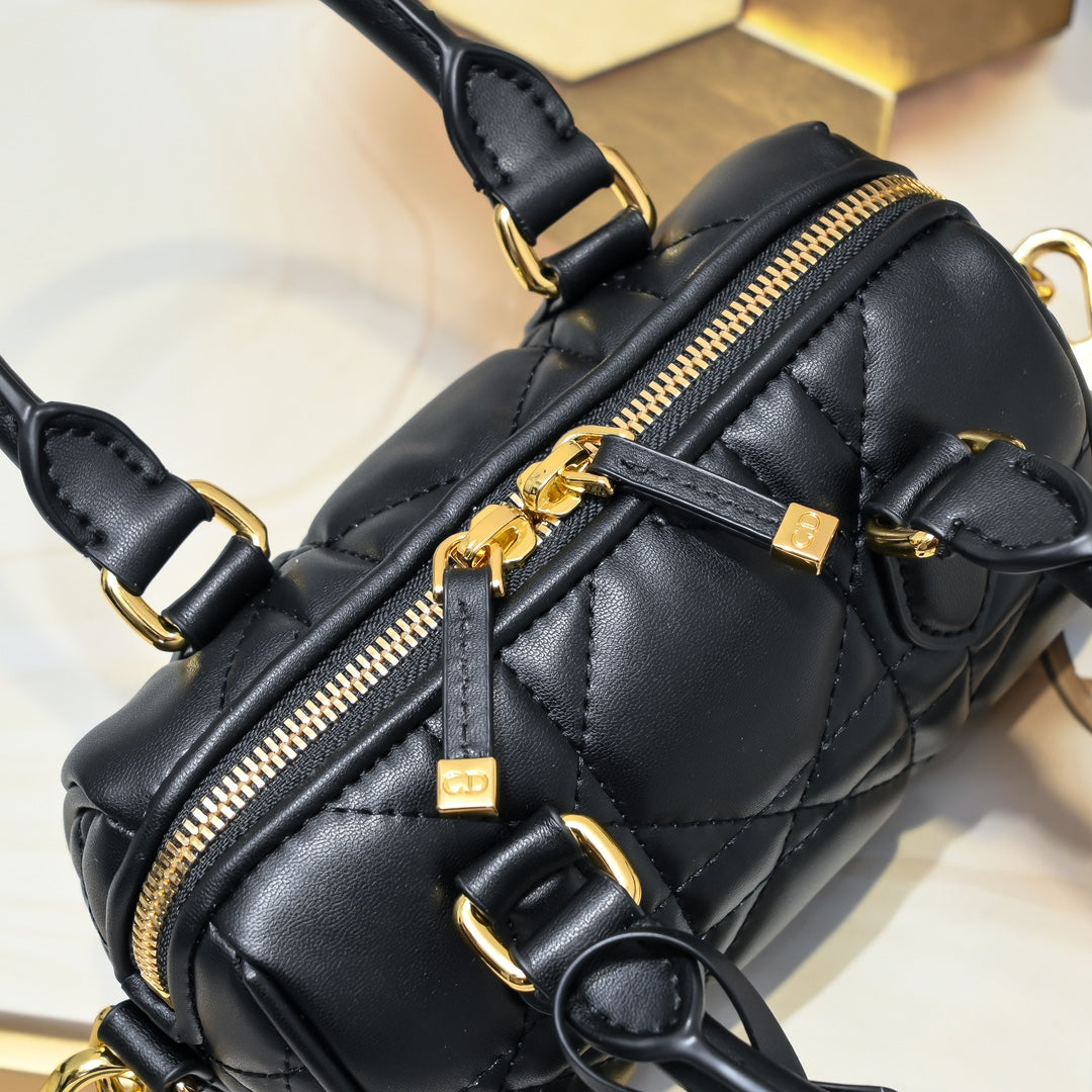 B1W15D32 Popular  leather bag