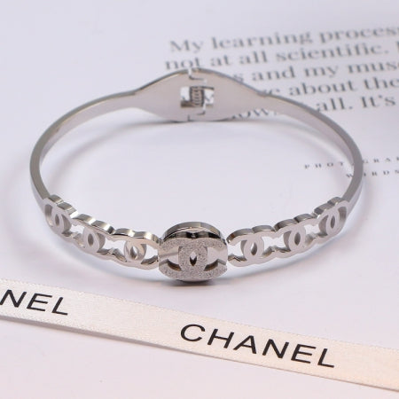 X2B60C45K  Popular Bracelets