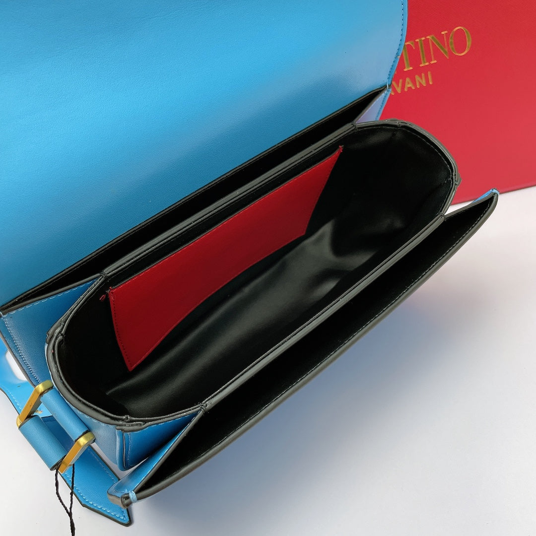 B5X111VL45 Popular  leather bag 