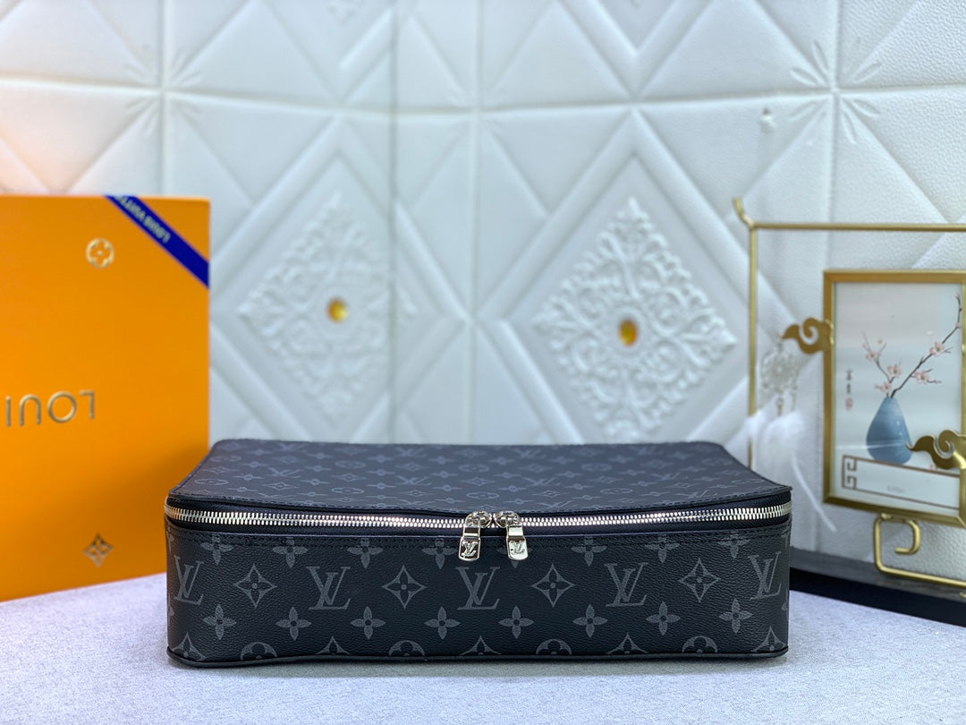 B1X34E272 Popular  leather bag 