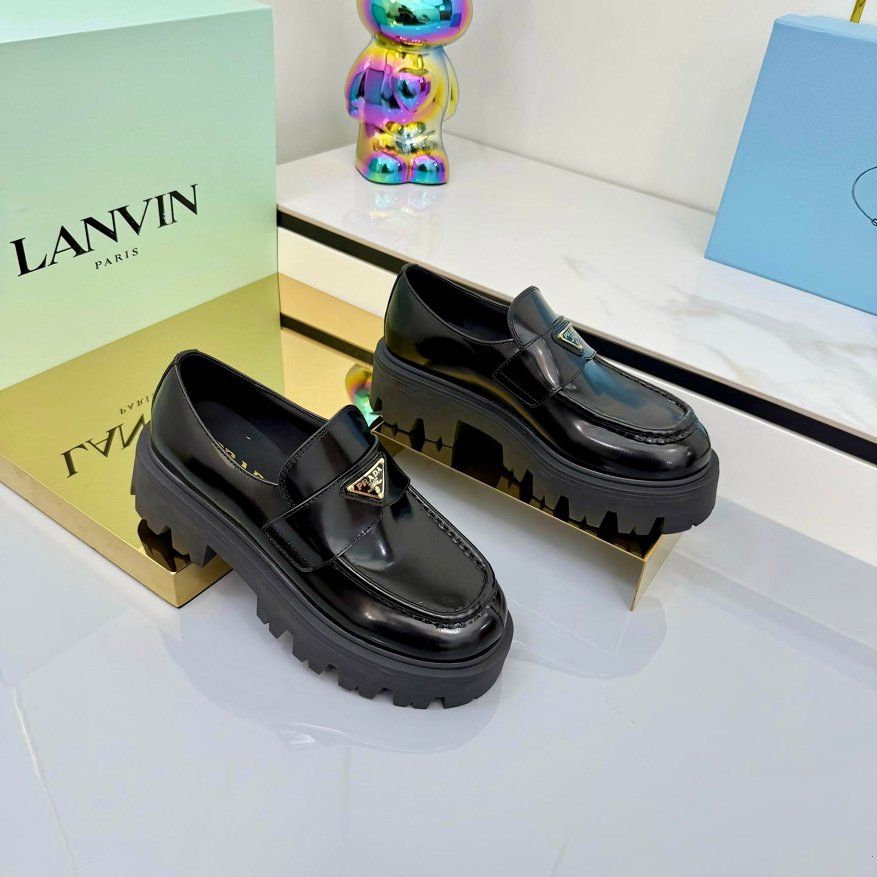 Z2Q105P307 Popular high-quality Shoes