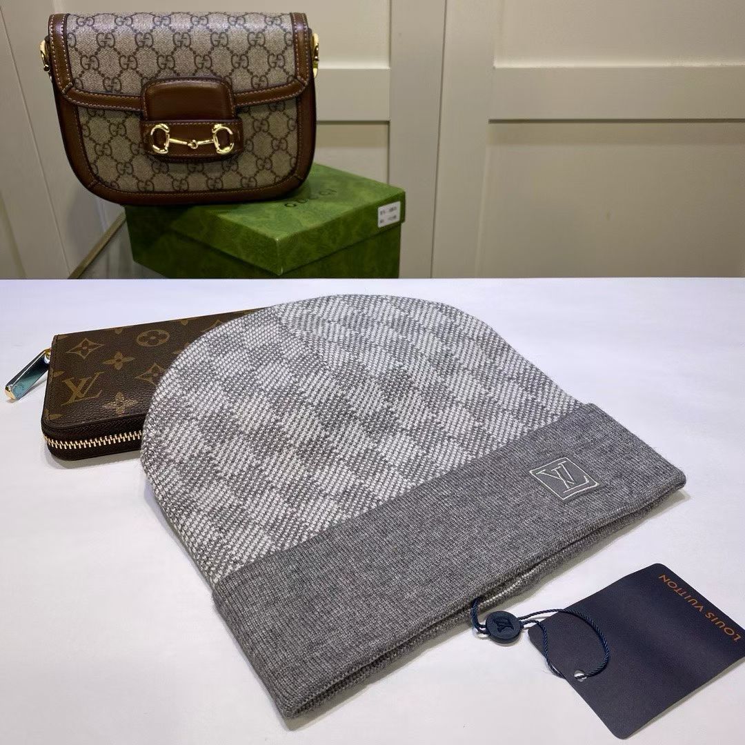 M1R86E34 Popular hats