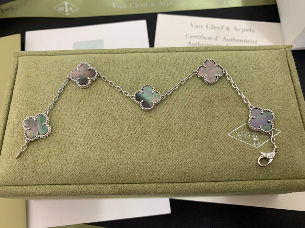X5X53VA180K  Popular bracelets 5 flowers normal size1.5cm flower