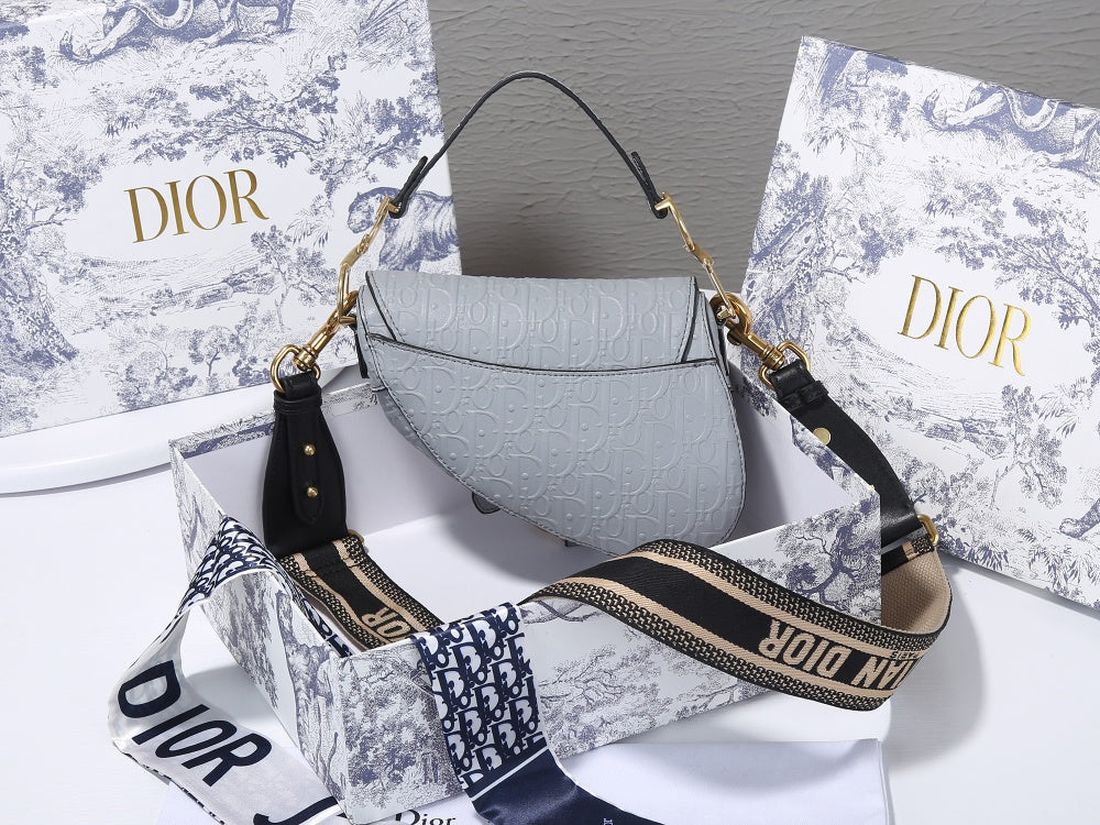 B5X111D14 Popular  leather bag 