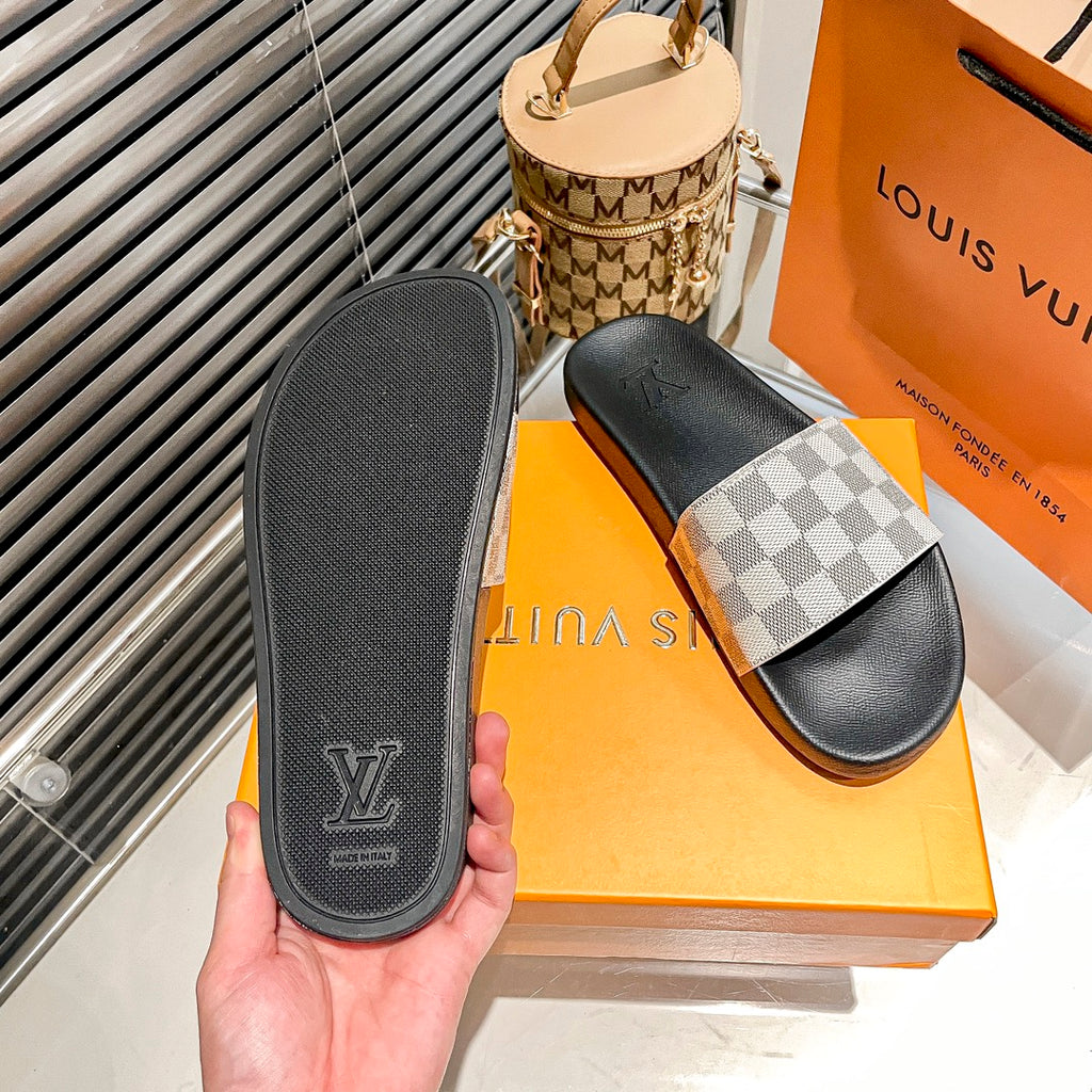 Z1Z54E195 Popular Slippers