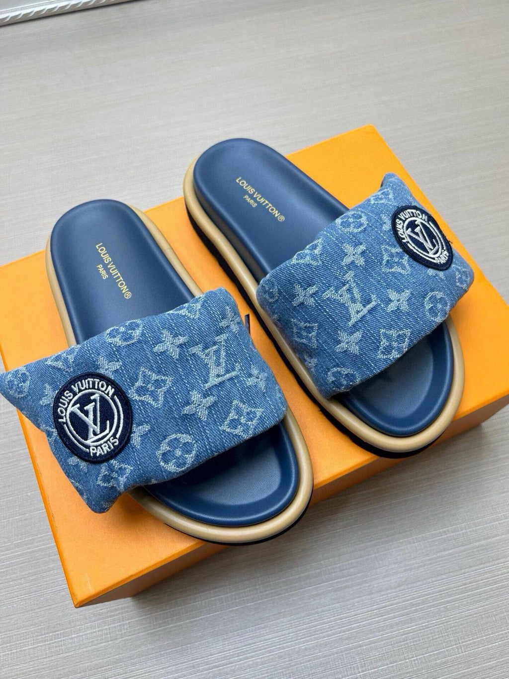 Z5QE7  Popular Slippers