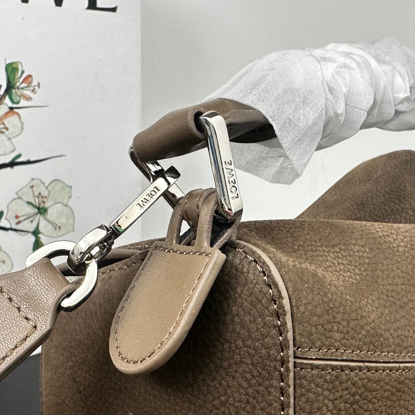 B1R46A10 Popular leather bag