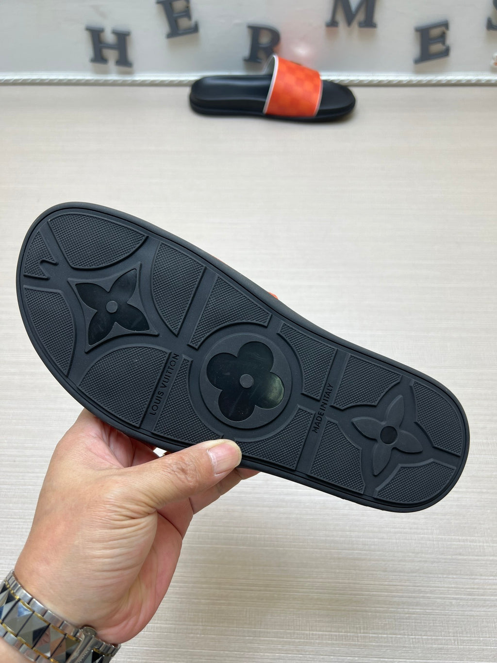 Z5ZE69 Popular slippers