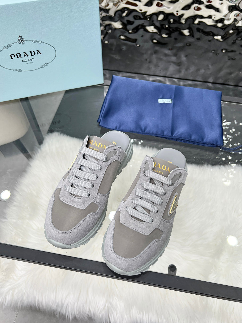 Z2Q95P96 Popular high-quality shoes
