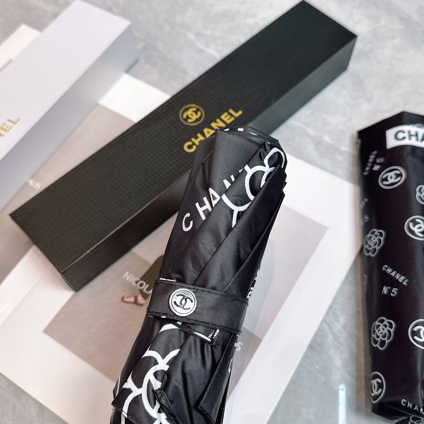 J1R85C36 Popular UV resistant umbrella