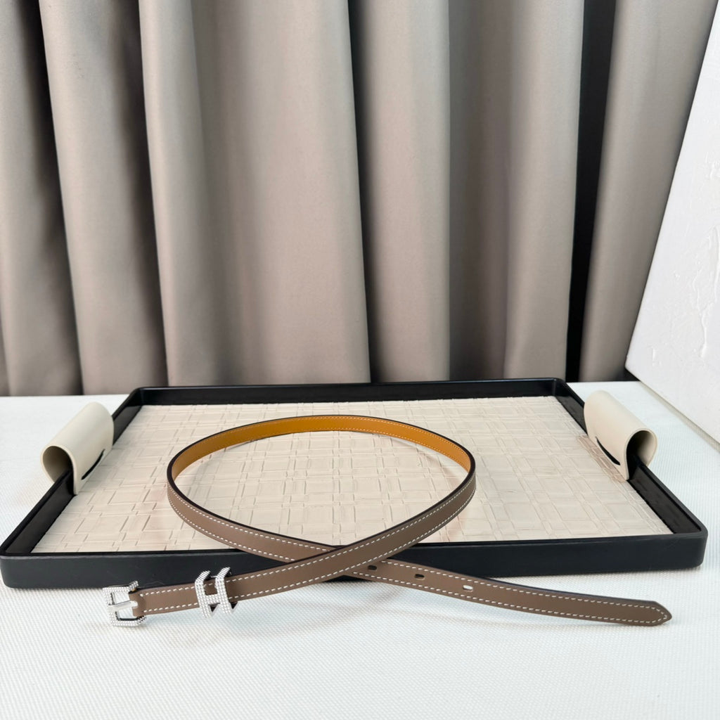 P1Q64H28  Popular   High quality belt With full package
