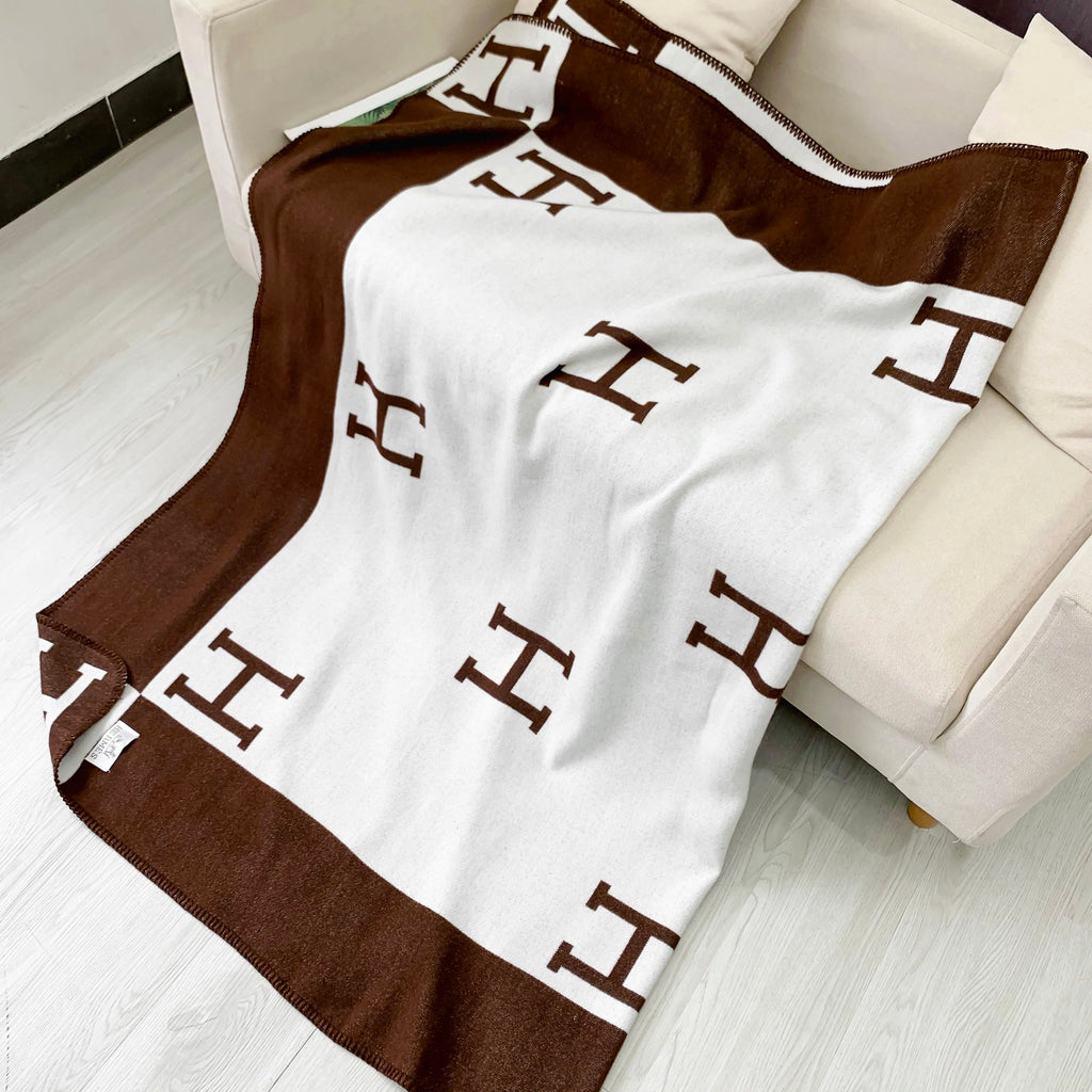 W1R86H28 Popular blanket