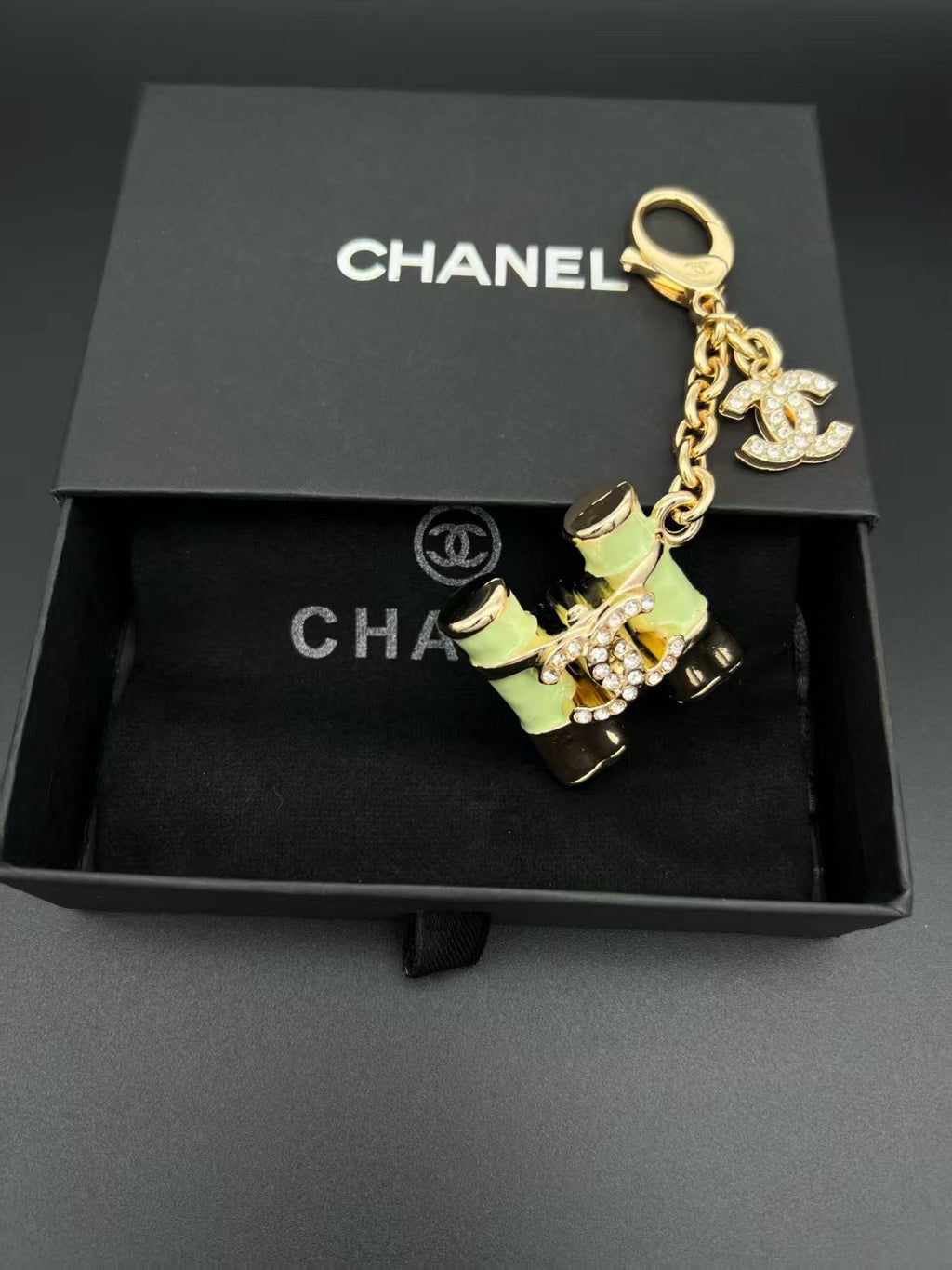 A1R76C37 Popular bag 's charms accessories